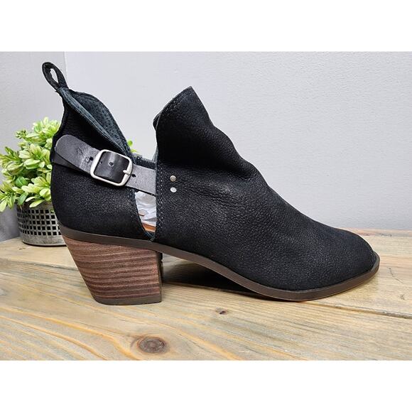 Lucky Brand Braydon Ankle Boot Black Suede Leather Casual Booties Women Size 7 M - Picture 1 of 7